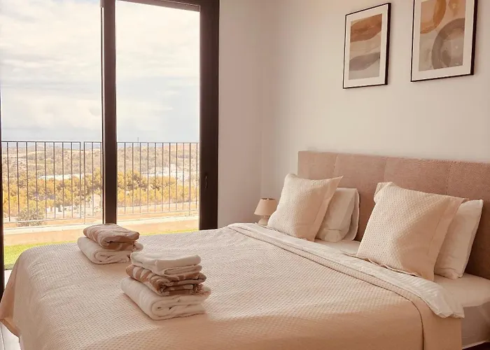 Kala Villa *